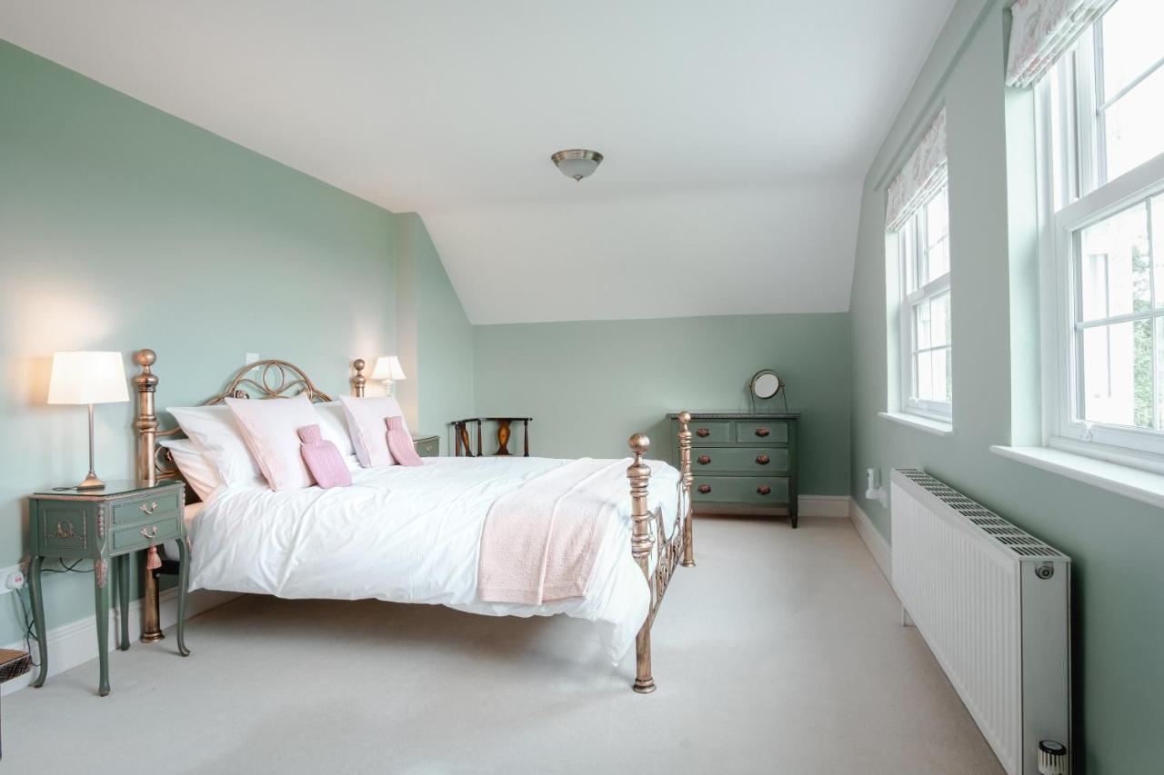 The Green Door Vegan B&B Llanon Bagian luar foto