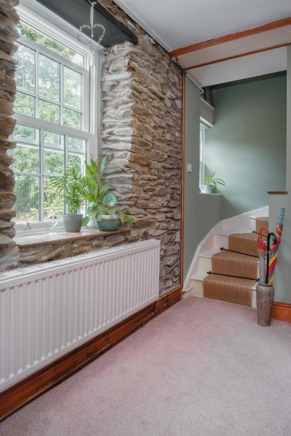 The Green Door Vegan B&B Llanon Bagian luar foto
